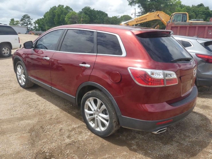 2011-mazda-cx9-image-4