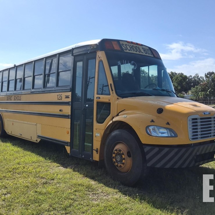 2014 THOMAS BUILT BUSES 341TS