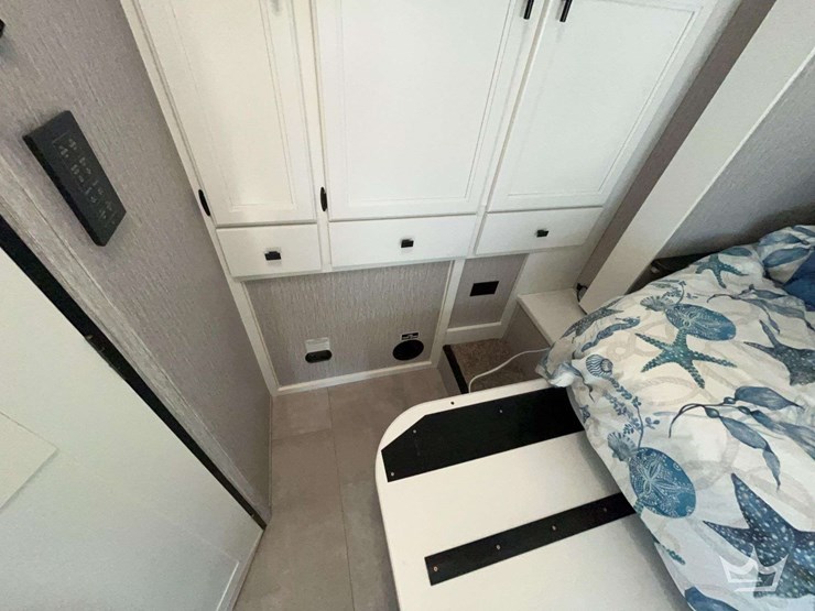 2021-mercedes-benz-sprinter-3500-xd-image-31