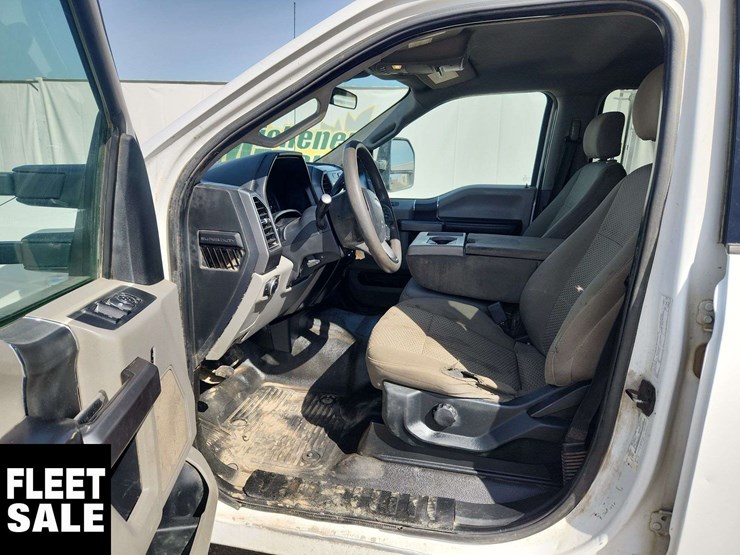 2020-ford-f350-image-14