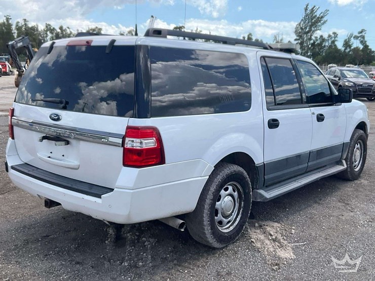 2017-ford-expedition-image-3