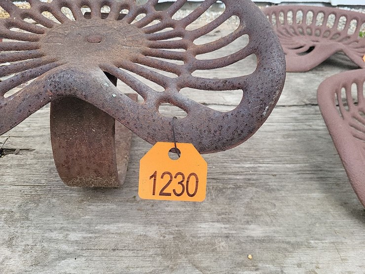 deering-antique-seat---tag-#1230-image-4