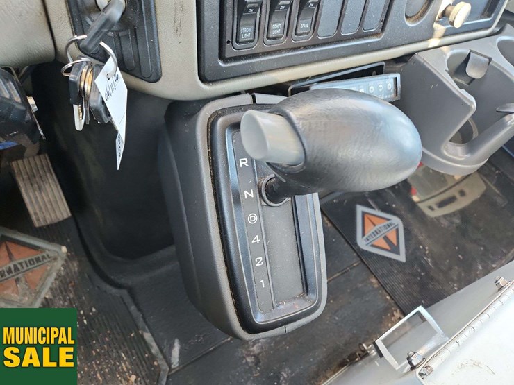 international-durastar-4300-image-15