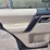 2014-land-rover-lr2-hse-image-21