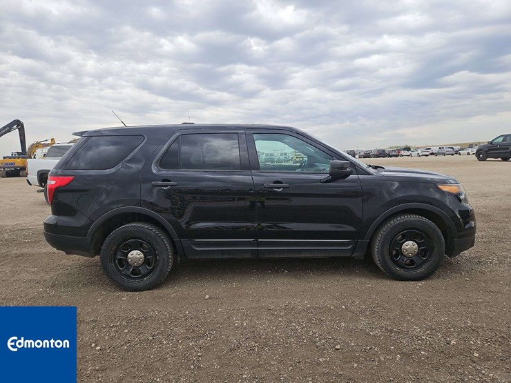 2015-ford-explorer-image-6