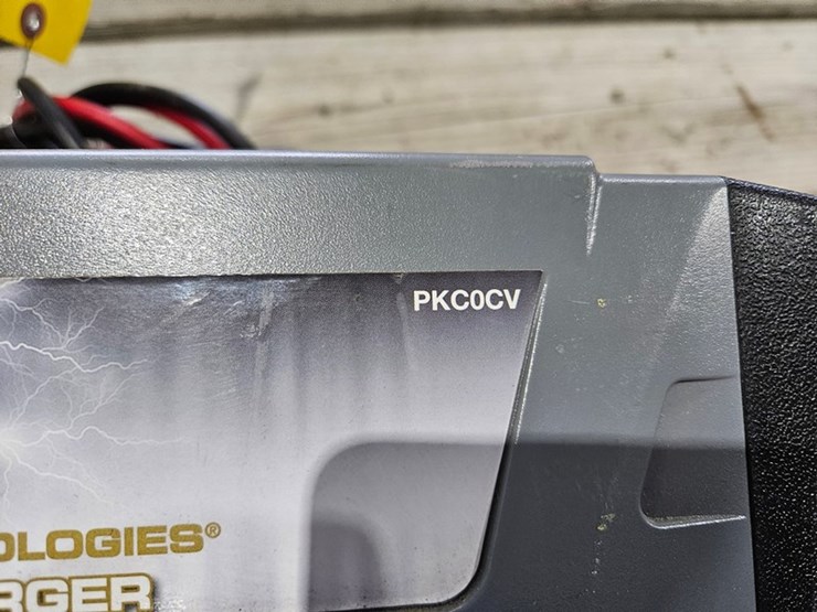 #6249-•-peak-battery-charger-image-7