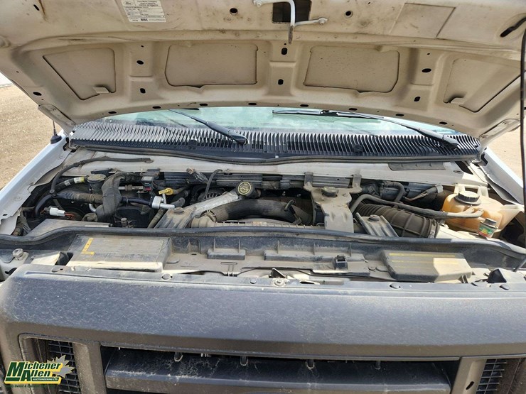 2008-ford-e350-image-21