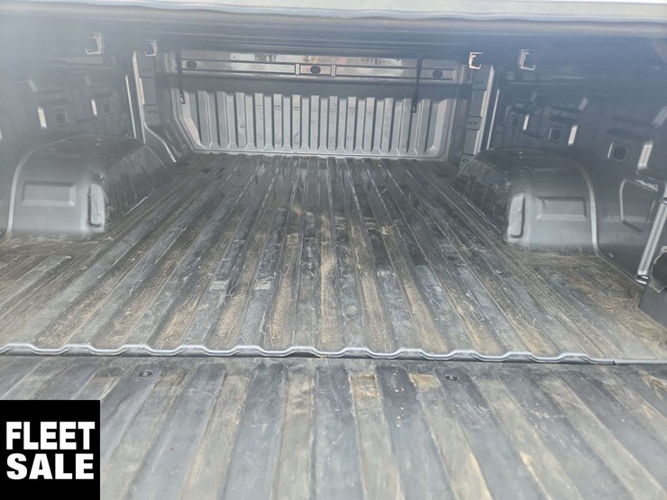 2024-chevrolet-silverado-1500-image-16