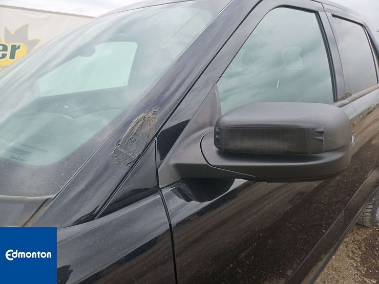 2019-ford-explorer-image-15