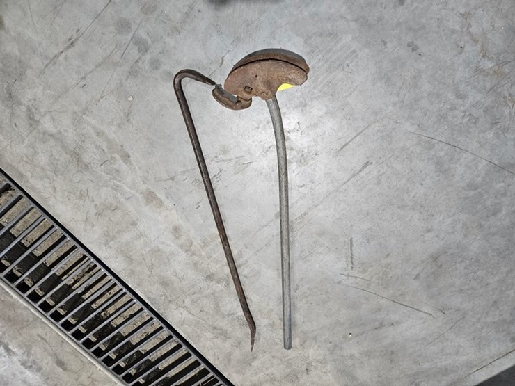 #6242-•-metal-bender-and-pry-bar-image-2