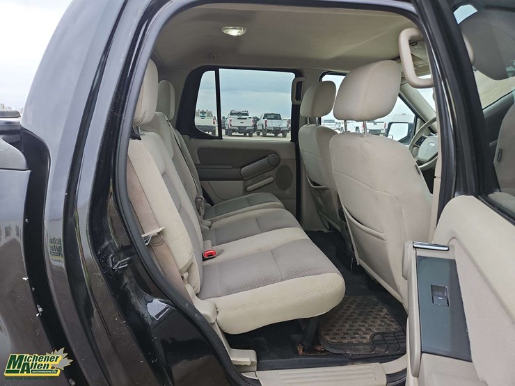 ford-explorer-sport-trac-image-20