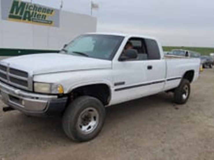 dodge-2500-image-5