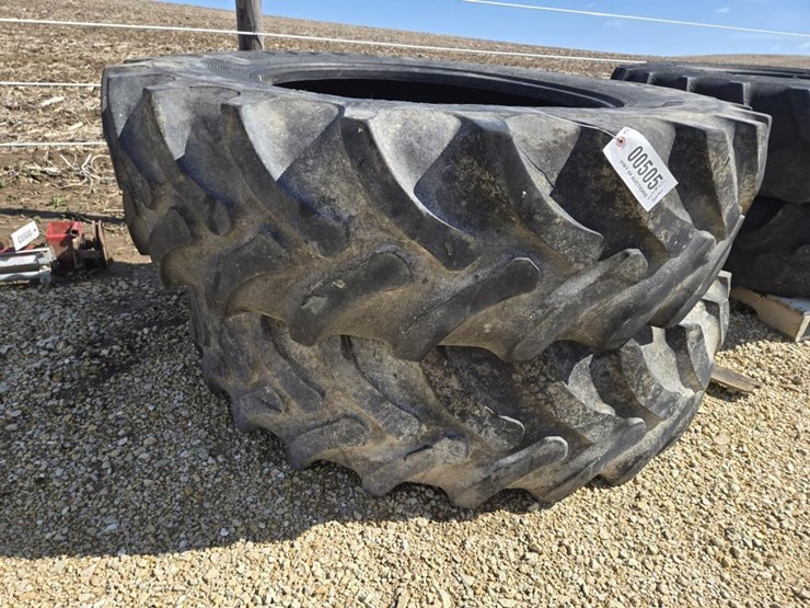 #505-•-(20-firestone-420/85r34-tractor-tires-image-1