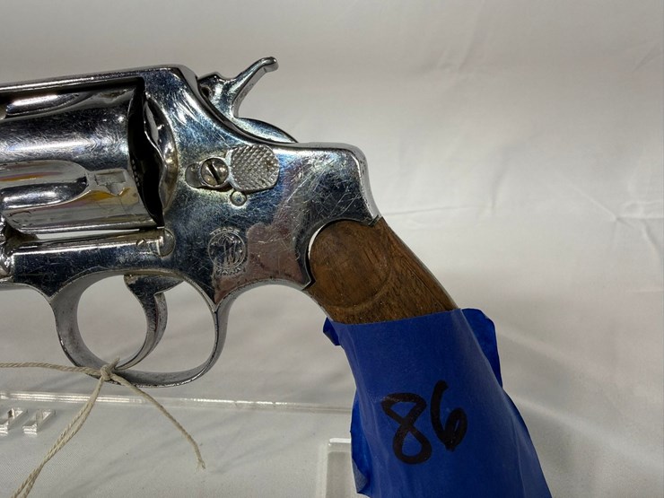#86-•-smith-&-wesson-j-frame-38cal-revolver-23322-image-5