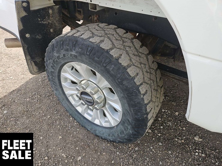 2020-ford-f250-image-11