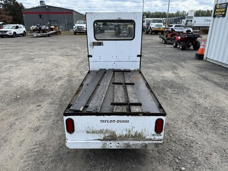 2019-taylor-dunn-bigfoot-electric-utility-cart-image-5