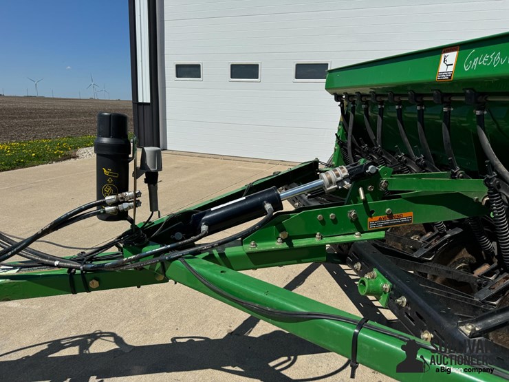 2012-john-deere-bd1108-image-11