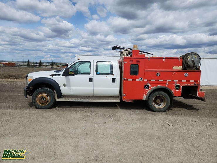 2011-ford-f550-image-28