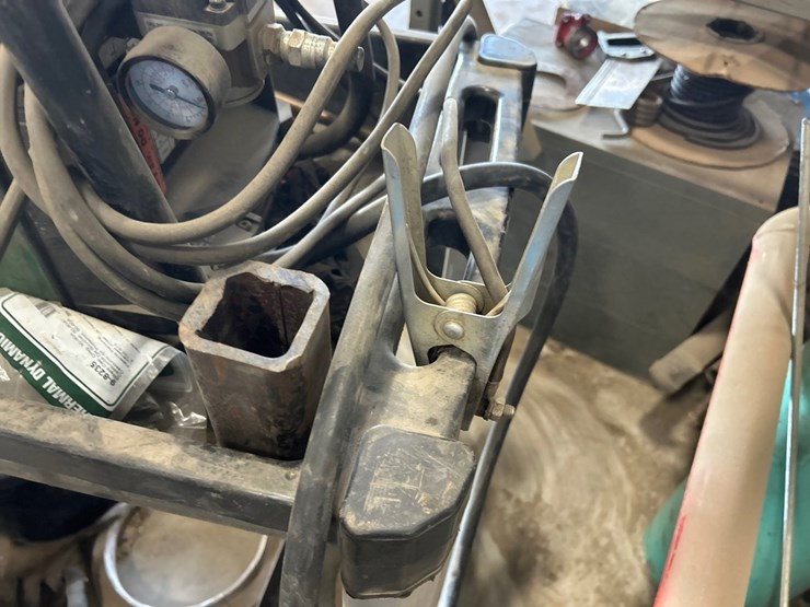 #5615-•-thermal-dynamics-cutmaster-58-plasma-cutting-image-9