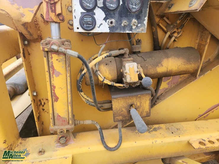 caterpillar-we-851b-image-14