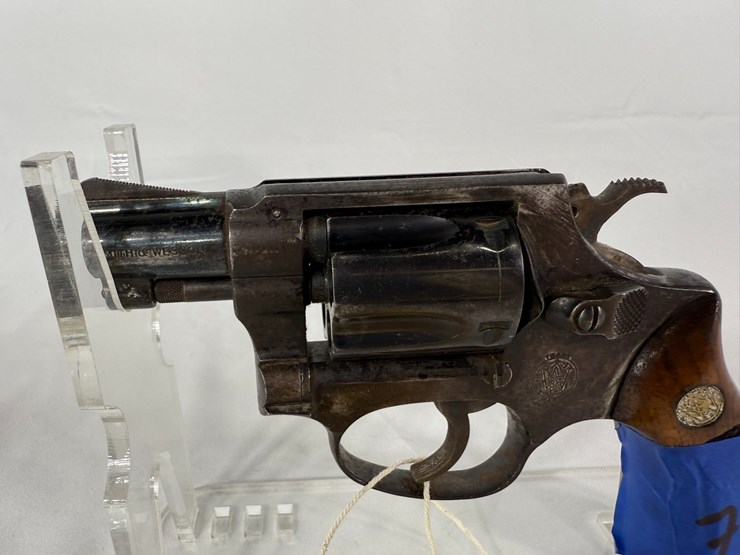 #70-•-smith-&-wesson-32-i-38-special-revolver-121087-image-5