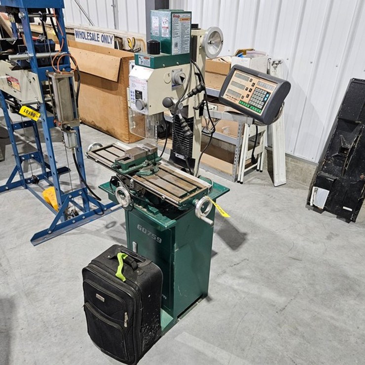 #6180 • 2018 Grizzly G0759 Mill/Drill w/ Stand & DRO