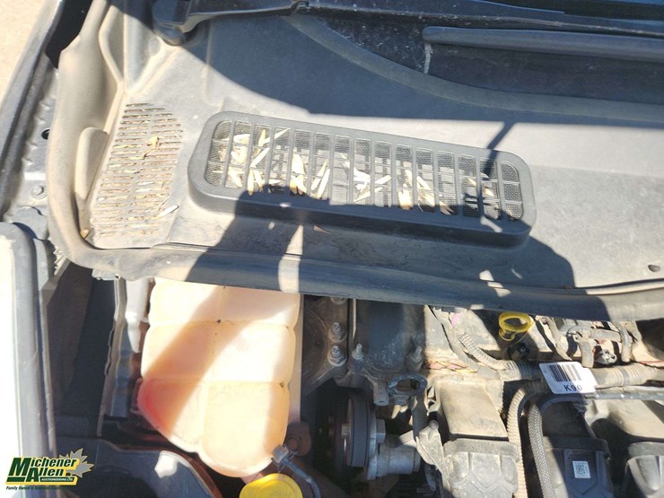 2014-ford-escape-se-image-28