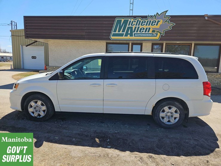 2011-dodge-grand-caravan-image-5