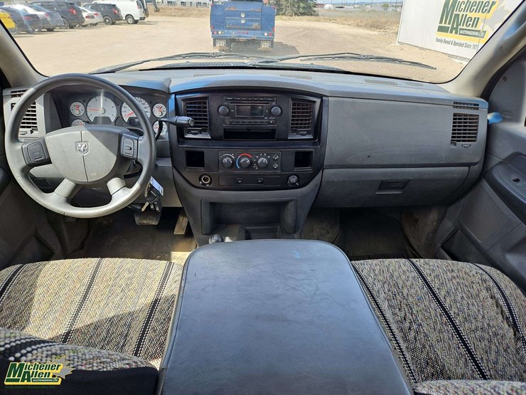 2008-dodge-ram-2500-image-36