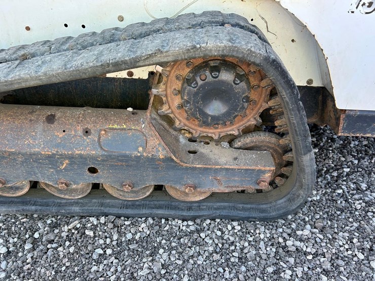 2020-bobcat-t550-image-18