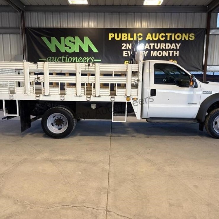 2005 FORD F550