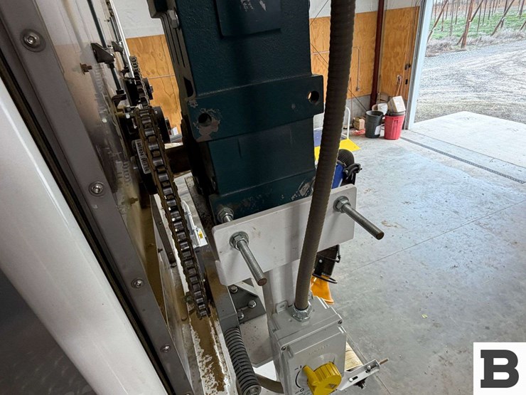 custom-hemp-screening-machine-image-8