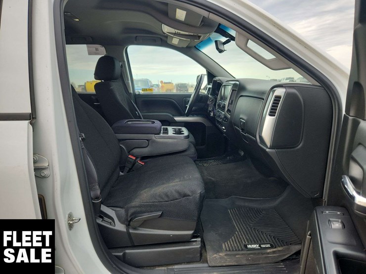 2015-chevrolet-silverado-1500-image-17