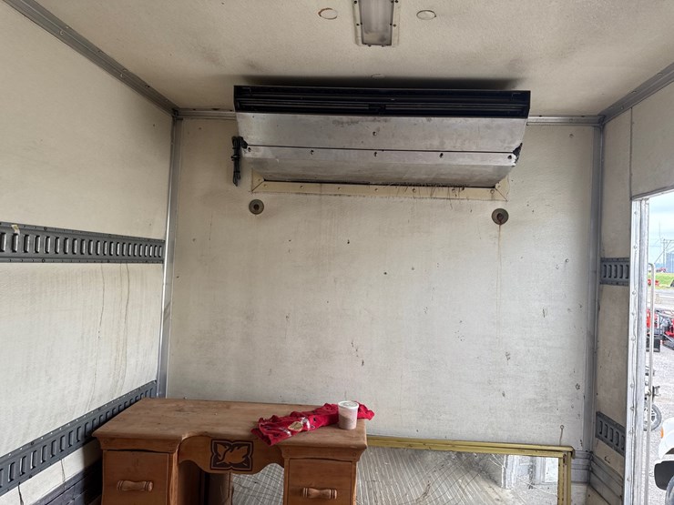 2004-international-durastar-4300-image-37
