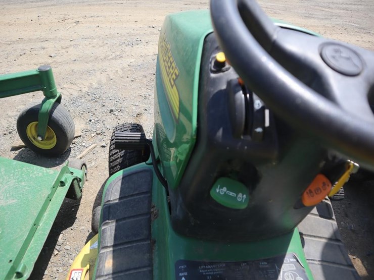 john-deere-lt150-image-17