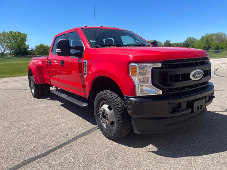 2020-ford-f350-xl-image-3