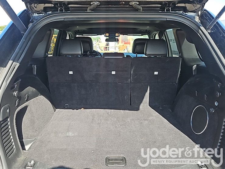 2021-jeep-grand-cherokee-image-15