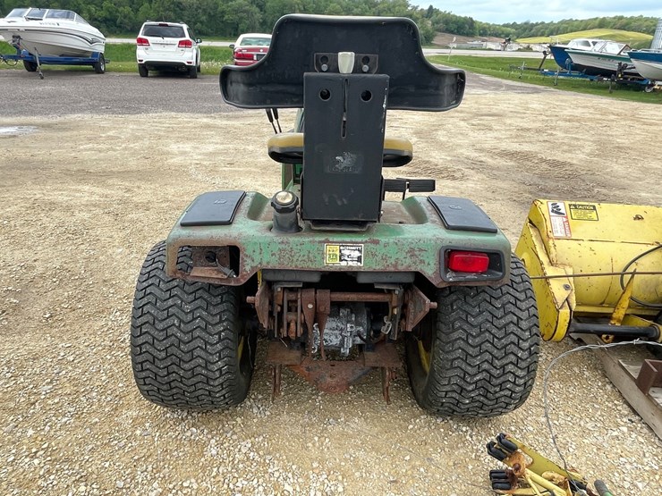 john-deere-318-image-5