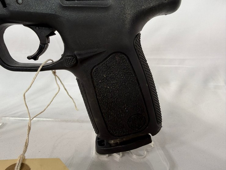 #13-•-smith-&-wesson-sd9ve-9mm-pistol-fbn4150-image-4