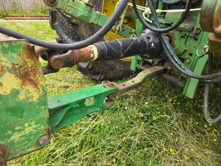 john-deere-630-image-13