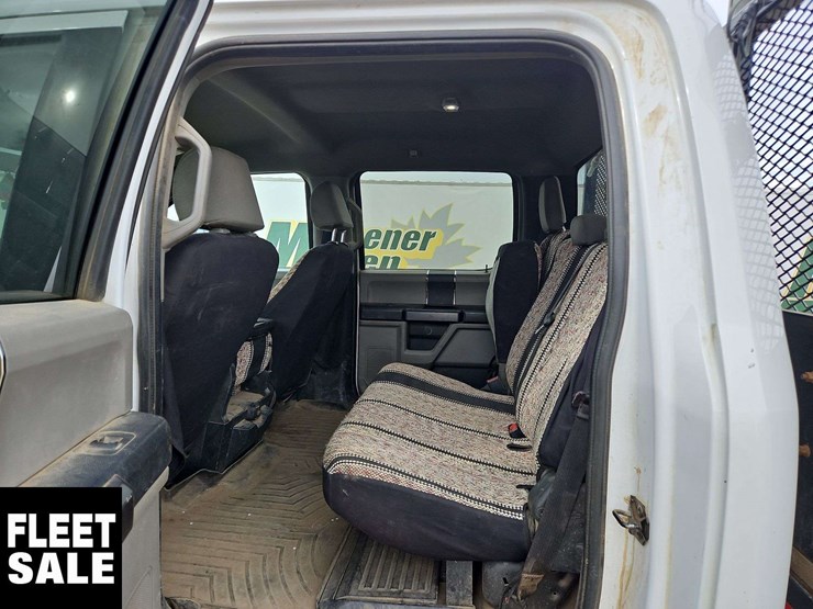2022-ford-f350-image-34