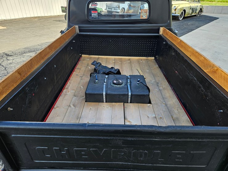 1965-chevrolet-c10-image-24