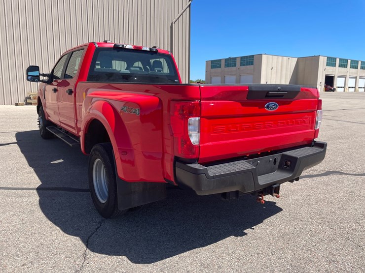 2020-ford-f350-xl-image-8