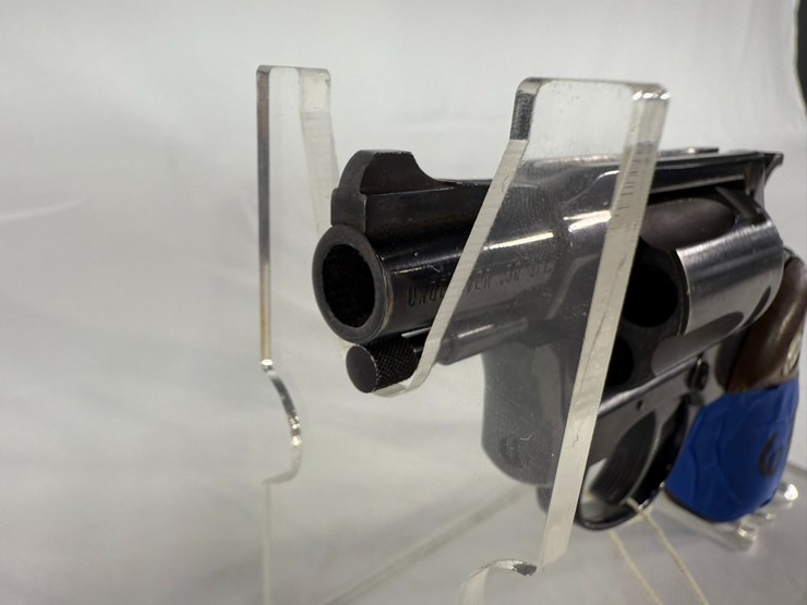 #67-•-charter-arms-undercover-38-special-revolver-337494-image-3