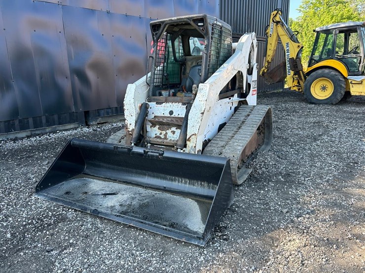 bobcat-t320-image-8