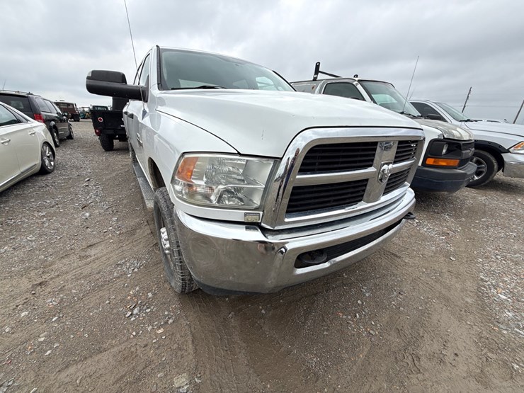 2012-dodge-ram-2500-image-14