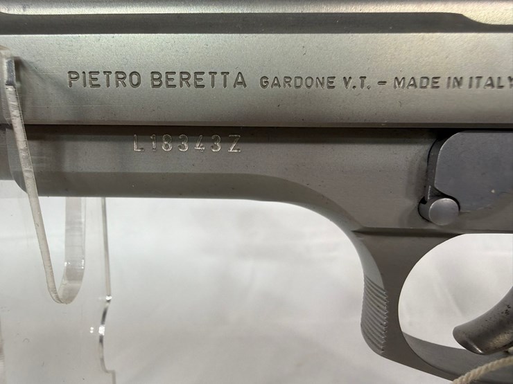 #41-•-beretta-92fs-9mm-pistol-l183432-image-7