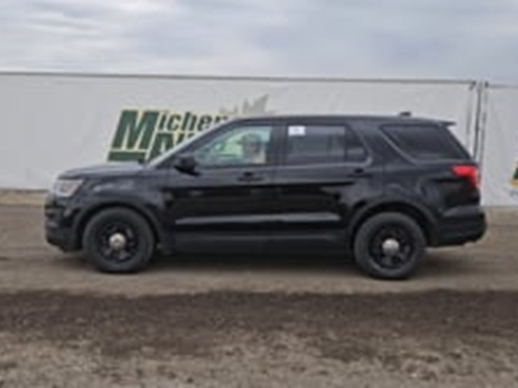 2018-ford-explorer-image-5