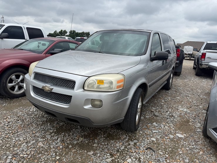 2008-chevrolet-uplander-image-1