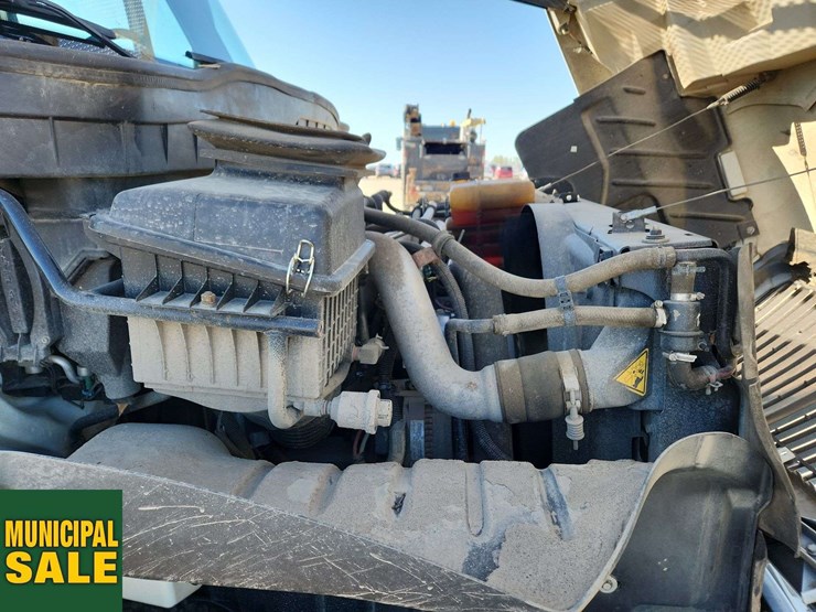 international-durastar-4300-image-38